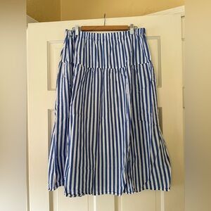 Old Navy Blue and White A-Line Skirt